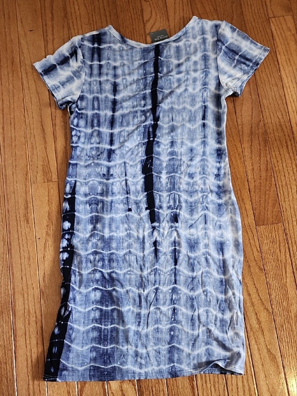 Olivia Rae Navy and White Tie-Dye Knot Side Tunic Dress With Short Sleeves - Picture 13 of 13